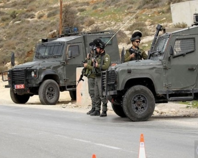 لليوم العاشر: الاحتلال يغلق مدخلي قرية المغير شرق رام الله