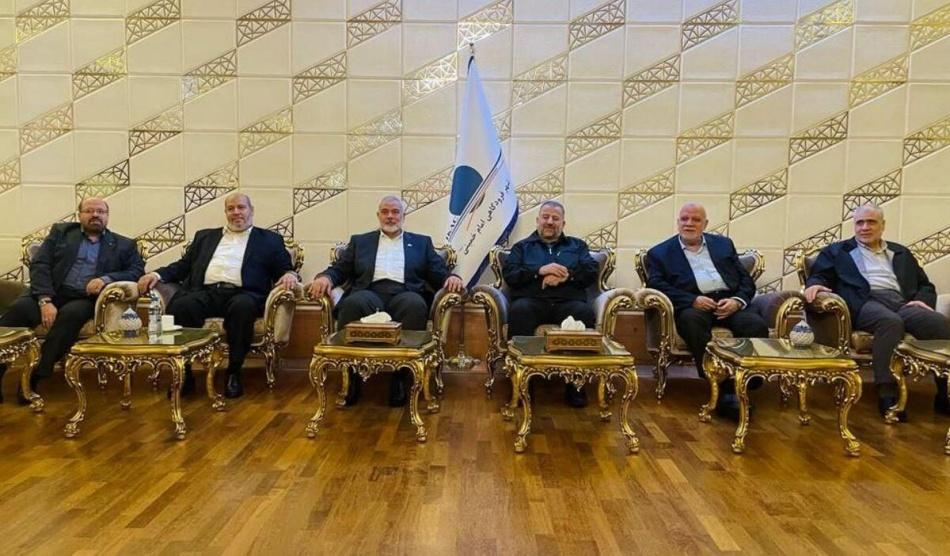 هنية يصل طهران على رأس وفد من