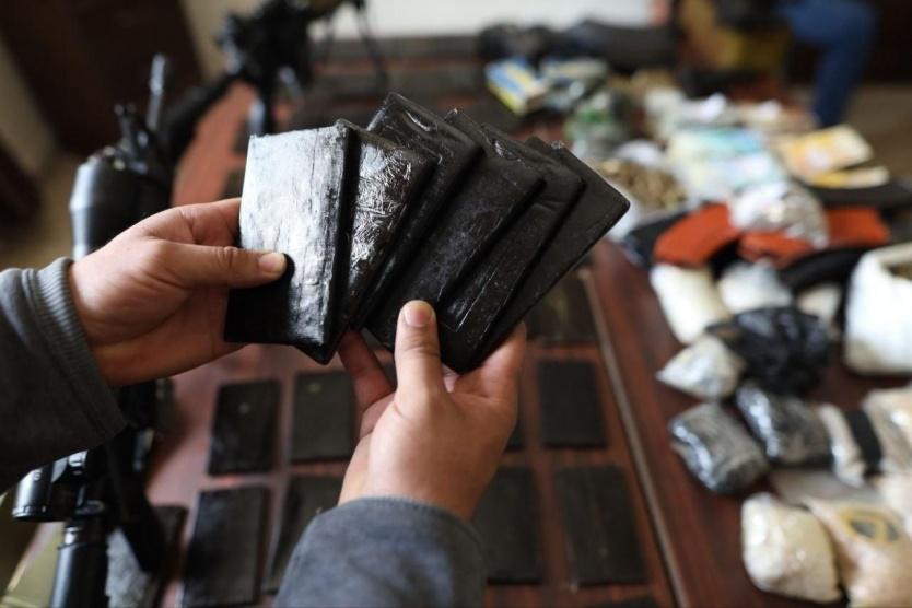 ضبط 17 فرشاً من الحشيش قبل ترويجها في الخليل