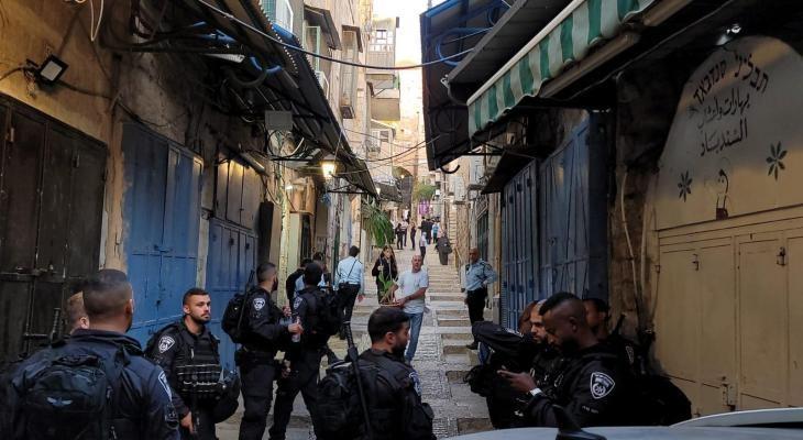 الاستيلاء على منزل عائلة 