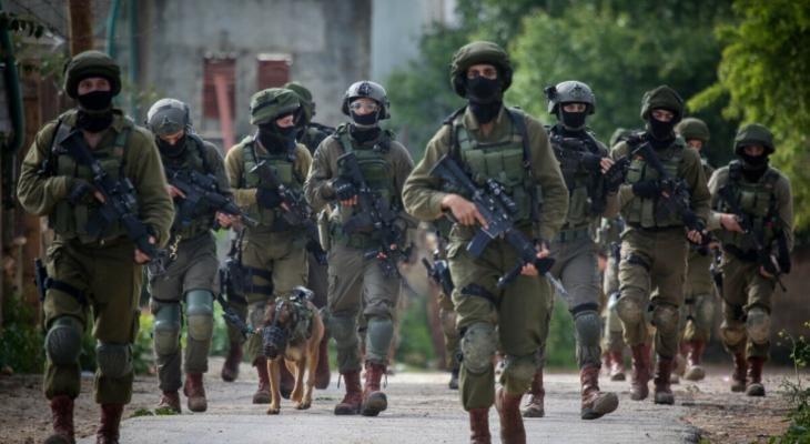 الاحتلال يعتقل 17 فلسطينياً من الضفة والقدس