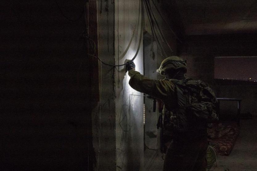 الاحتلال يقرر هدم منزل الأسير خالد خروشة