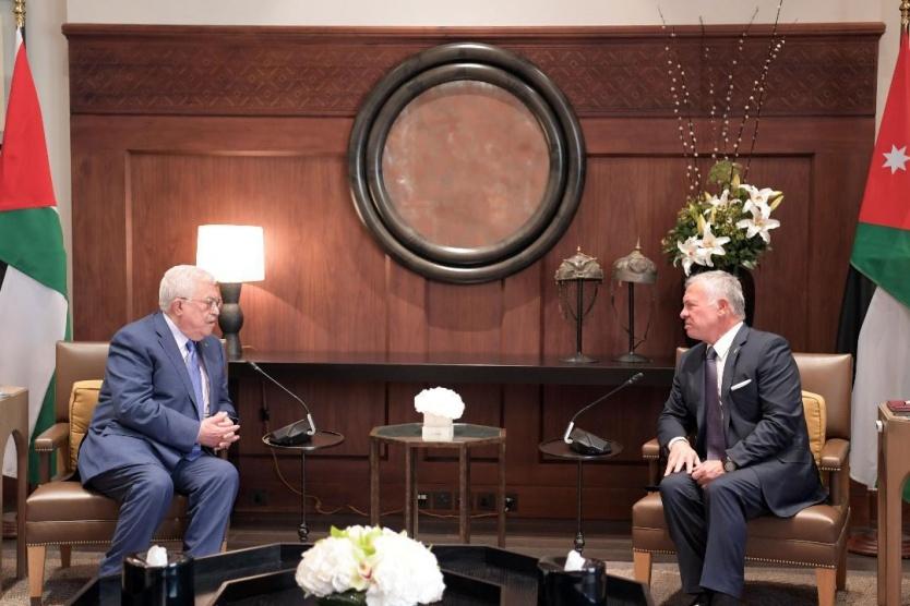  الرئيس عباس يصل عمان ويجتمع مع العاهل الأردني