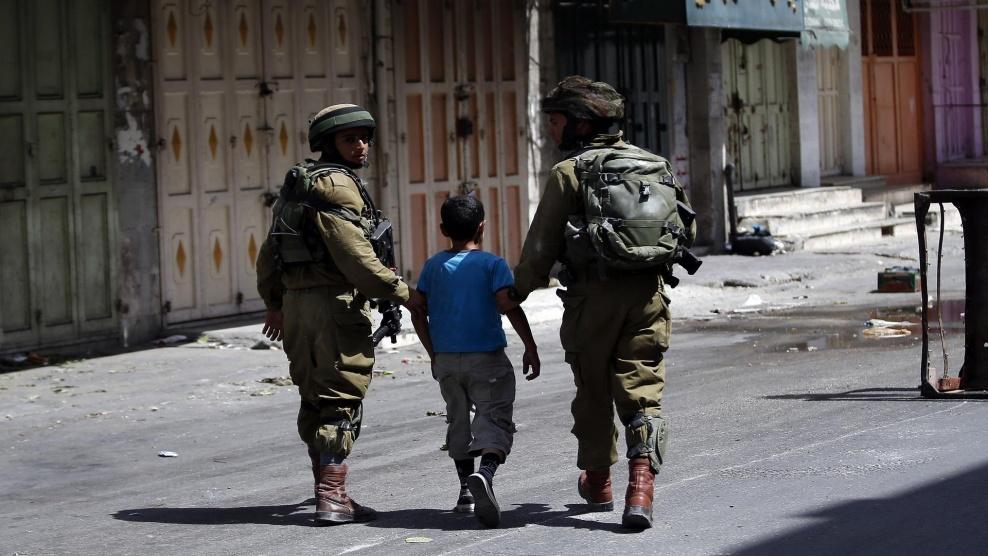 شهادات مروّعة حول ظروف اعتقال الأسرى الفلسطينيين