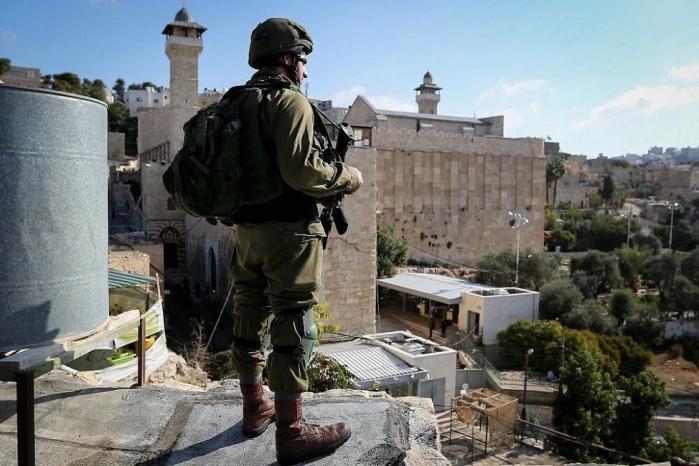  الاحتلال يعتدي على مسجد الشبلي في الخليل