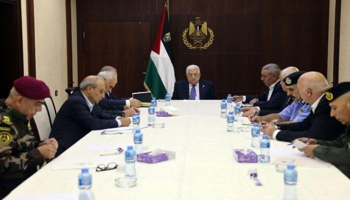 الرئيس يترأس اجتماعا لقادة الأجهزة الأمنية