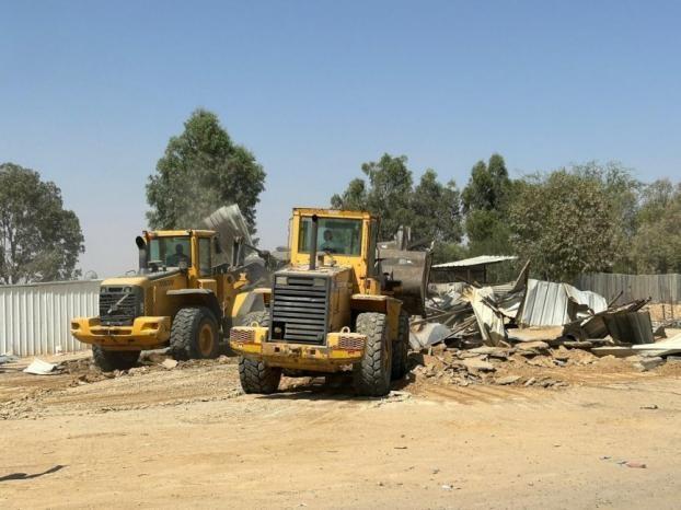 الاحتلال يهدم منازل بالنقب