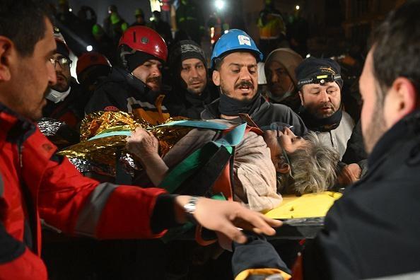  فريق فلسطيني يتوجه إلى المغرب للمساعدة بإنقاذ ضحايا الزلزال المدمر