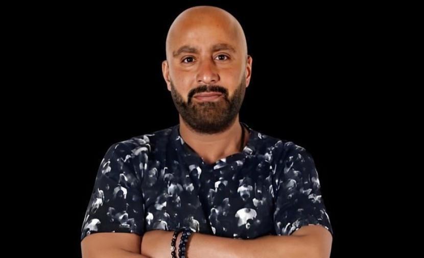 أول فنان عربي يشارك عمله الفني في منصة أمازون