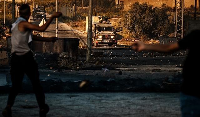 الاحتلال يشن حملة اعتقالات واندلاع اشتباكات مسلحة بالضفة