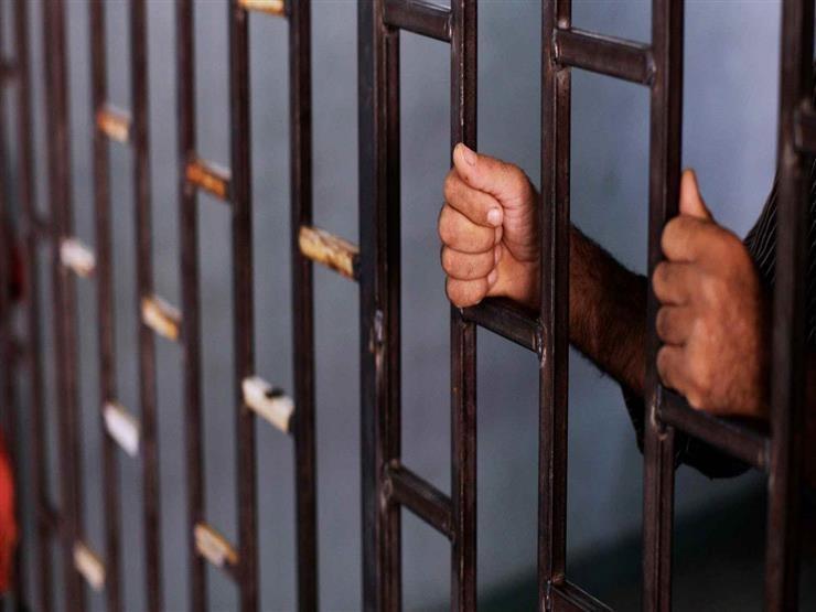 الأجهزة الأمنية: قبضنا على الجناة الذين اعتدوا على مركز شرطة تقوع