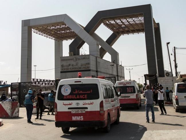 الصحة العالمية: إجلاء 1243 حالة طبية من غزة عبر معبر رفح