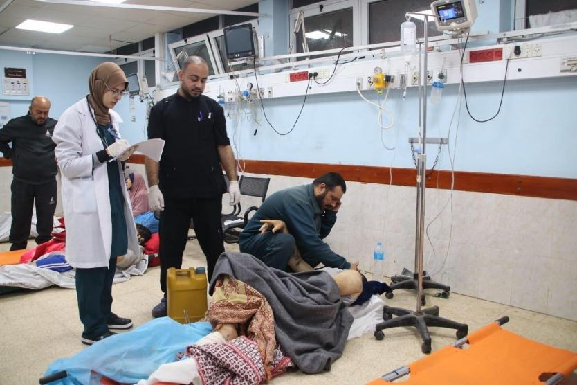 الأورومتوسطي يوجه نداءً عاجلاً لإنقاذ 450 مصابًا شمال غزة