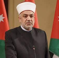 استشهاد وزير الأوقاف الأسبق في قصف إسرائيلي استهدف منزله بمخيم المغازي
