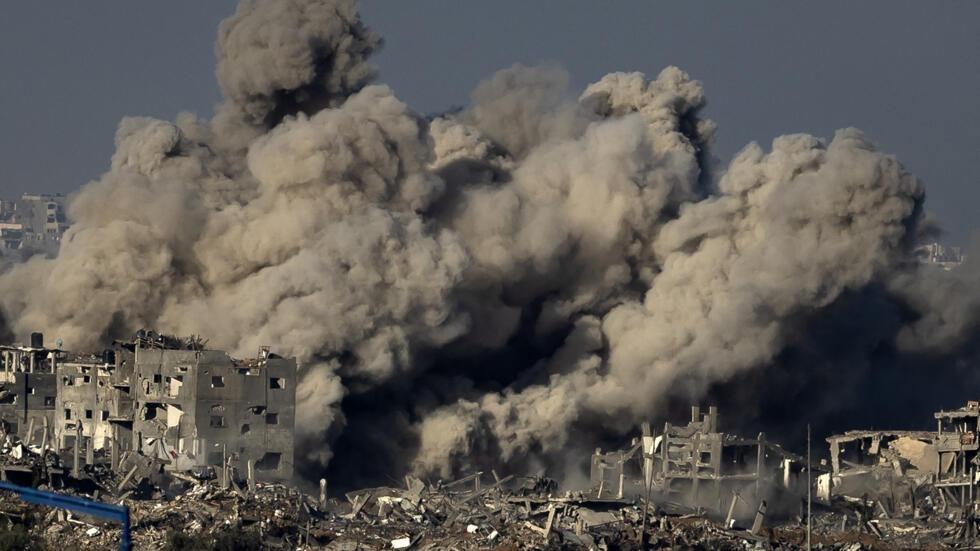 غزة: ارتفاع حصيلة الحرب الإسرائيلية إلى 24,927 شهيدا و62,388 مصابا