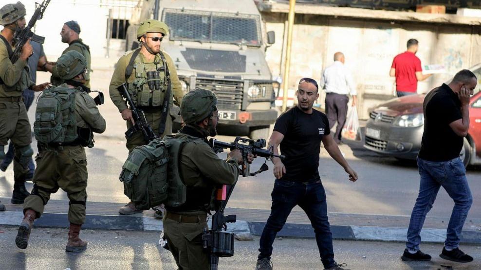 اعتقالات وإصابات باقتحام قوات الاحتلال الضفة الغربية