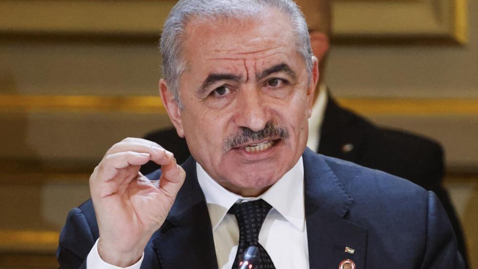 اشتية: الحكومة تُطلق مرحلة جديدة من برنامج الإصلاح.. والرئيس سيعين محافظين جدد