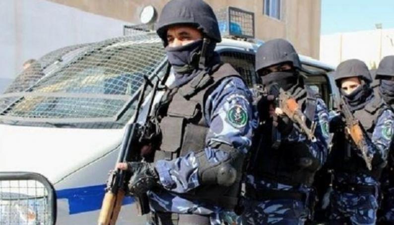 الشرطة: سطو مسلح على فرع أحد البنوك في بلدة نعلين