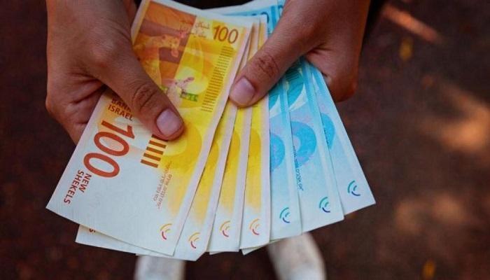 المالية تعلن موعد صرف رواتب الموظفين