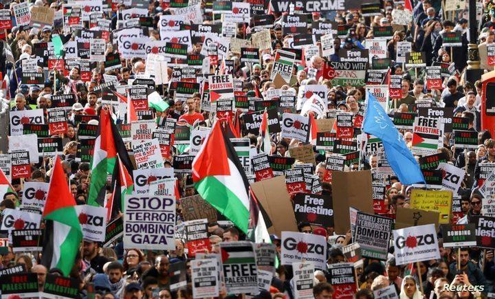 نيويورك: 30 ألف متظاهر في مسيرة ضخمة ضد تواصل العدوان الإسرائيلي على غزة