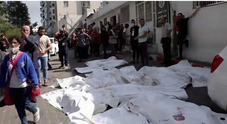 الاحتلال يستولي على منزلين ويحولهما لمراكز تحقيق في دوما