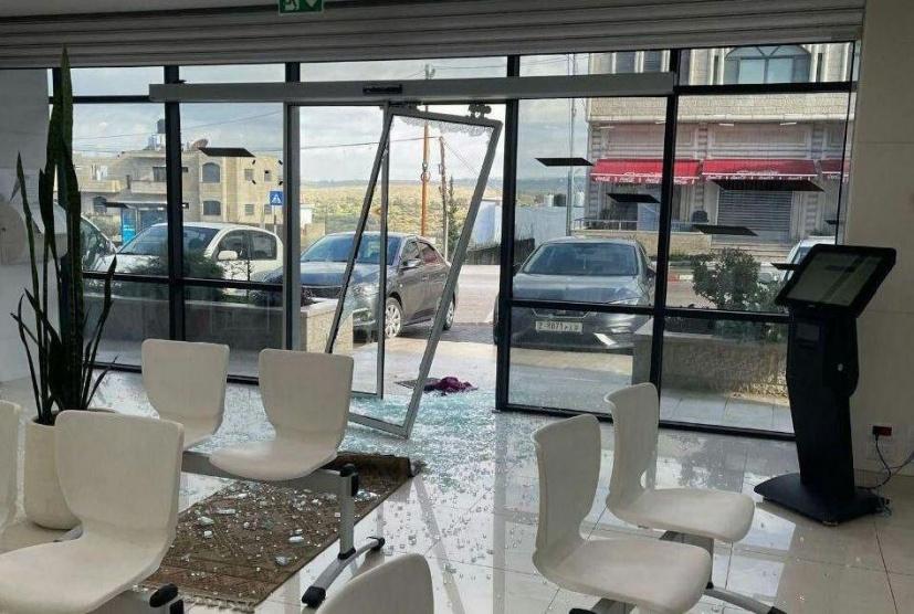 سطو مسلح على فرع أحد البنوك في بيت عور التحتا غرب رام الله