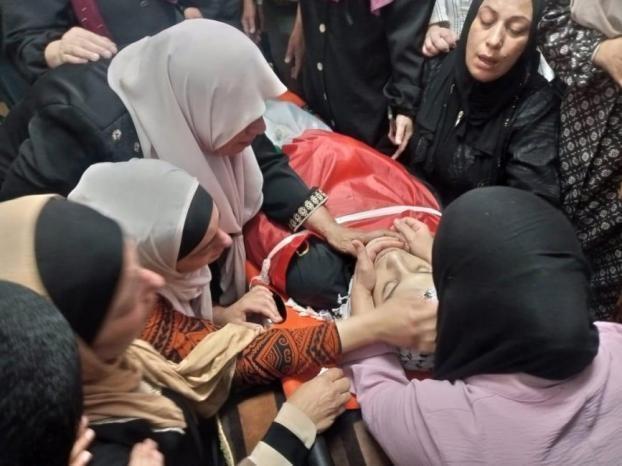 تشييع جثمان الشهيد مؤمن أبو عسل في بلدة عنبتا شرق طولكرم