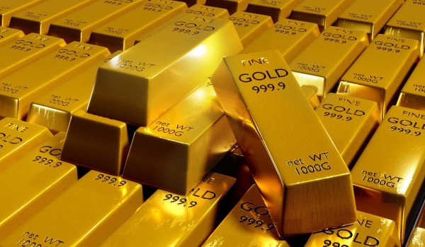 أسعار الذهب تقفز بفعل تراجع الدولار