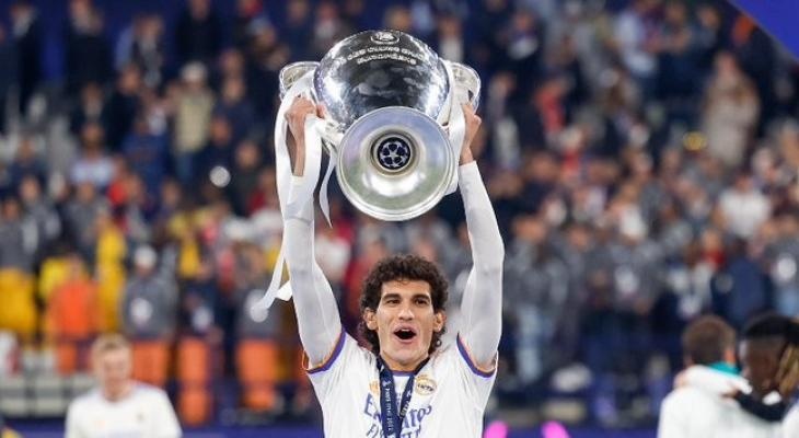 ريال مدريد يعلن رسمياً رحيل مدافعه