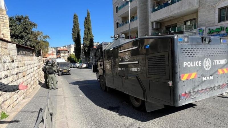بلدية الاحتلال بالقدس: حولنا 45 موقف سيارات إلى ملاجئ عامة للسكان