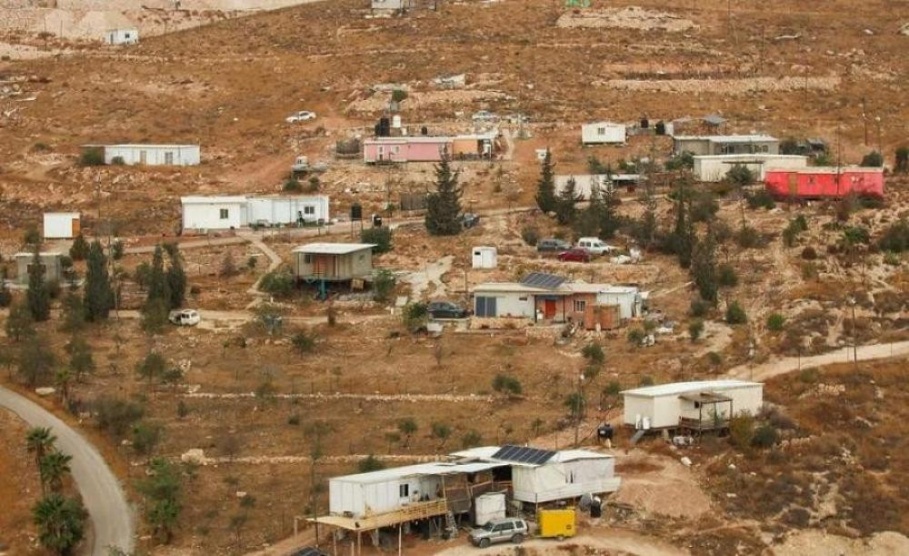 مستوطنون يشرعون ببناء بؤرة استعمارية في الأغوار الشمالية