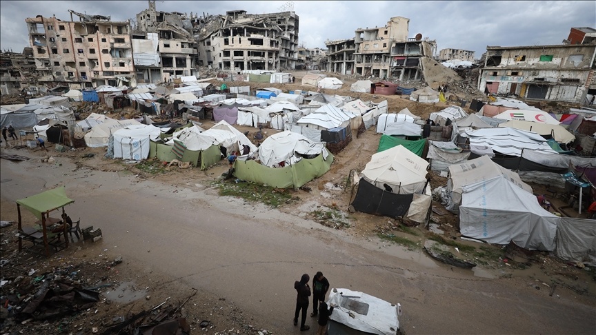 إصابات جراء انهيار منزل متضرر من القصف بفعل المنخفض الجوي شمال غربي مدينة غزة