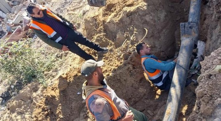 سلطة المياه: توفير 248 ألف متر مكعب من المياه و162 ألف لتر وقود لإسناد مرافق غزة خلال أسبوع