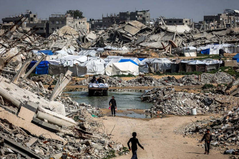 الاحتلال يواصل خروقاته: مصابون بالرصاص وعمليات نسف مبانٍ واسعة في أنحاء متفرقة من قطاع غزة