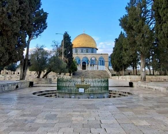 الاحتلال يواصل اغلاق المسجد الأقصى لليوم الـ11 ويمنع التراويح والاعتكاف لأول مرة منذ عام 1967
